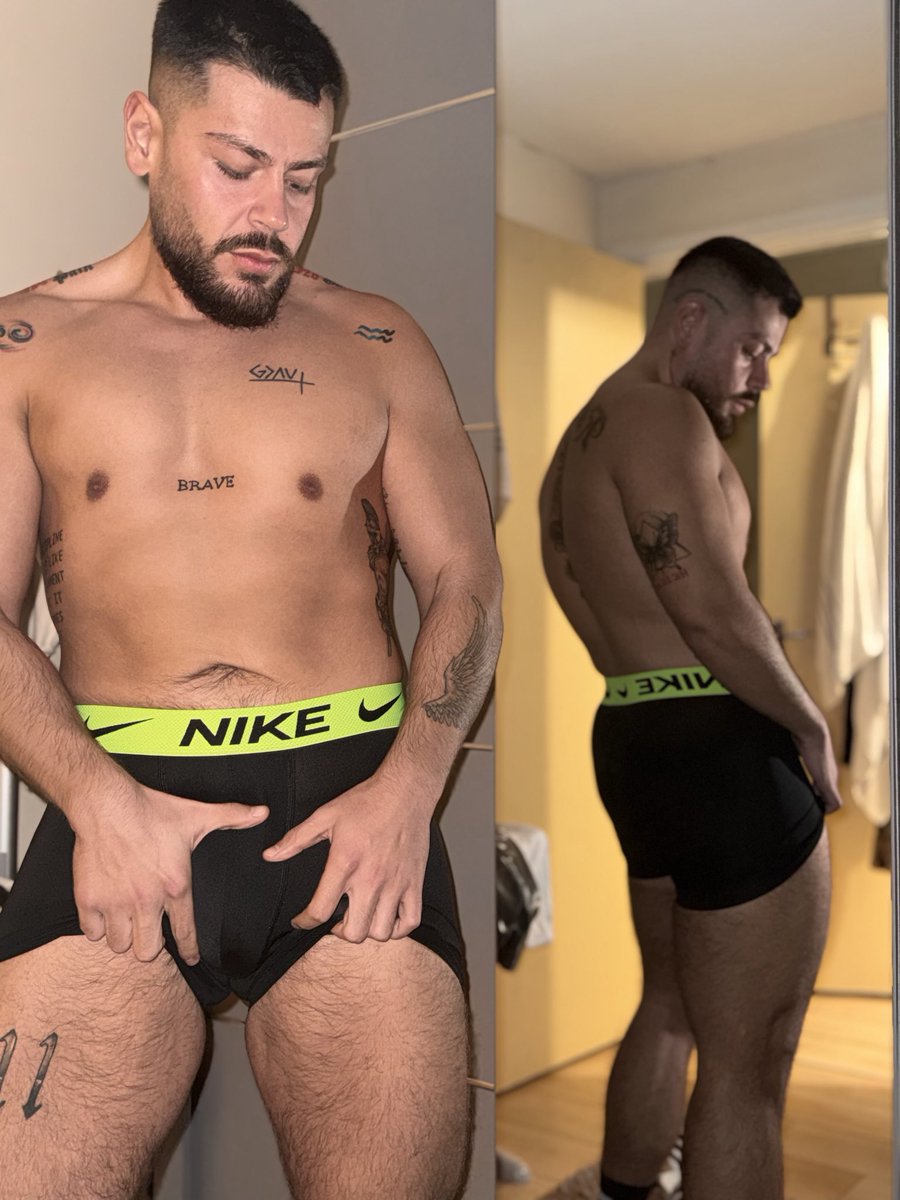 DomSaintshot's tweet photo. On your knees 🔥🔥🔥🔥 for daddy https://t.co/ALnDn6F8VS