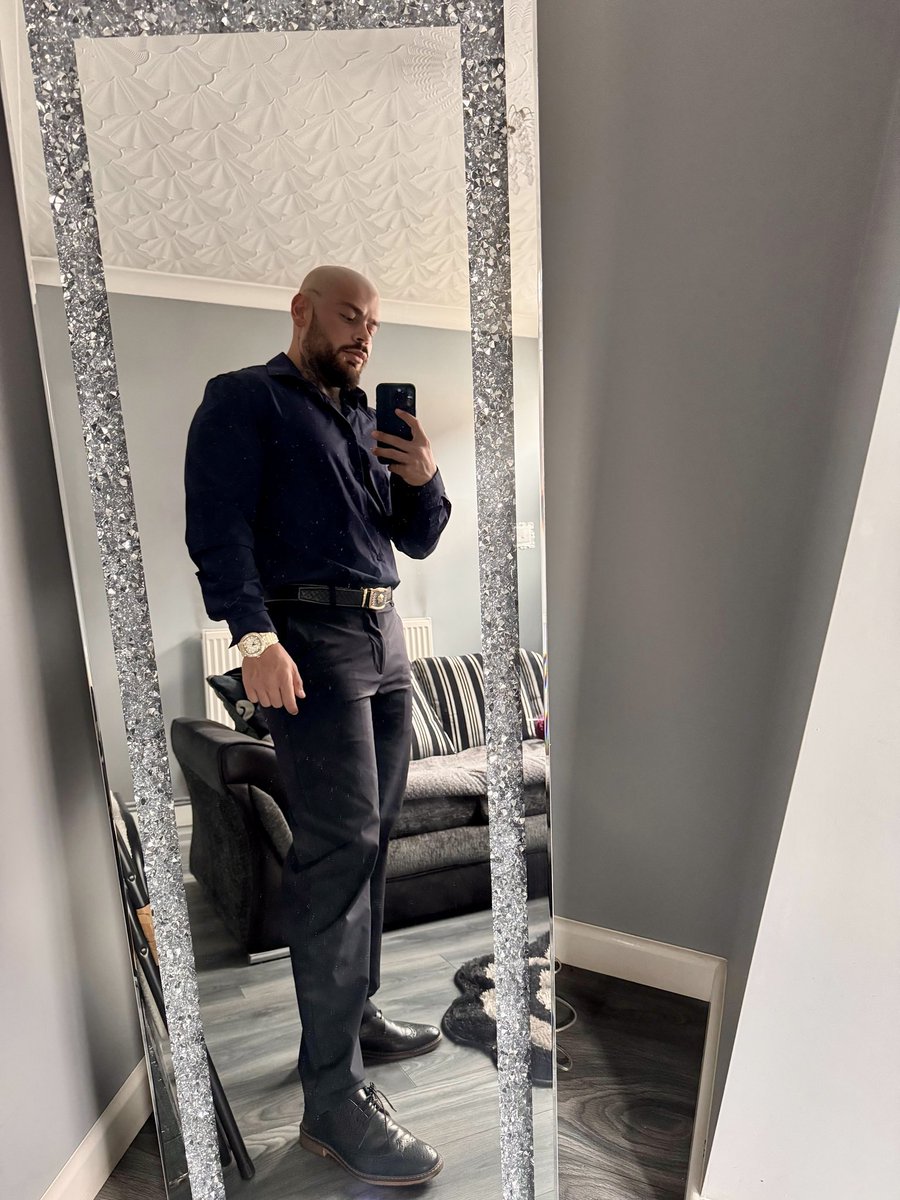 DomSaintshot's tweet photo. Casual sexy full on power mode 🔥🔥🔥 https://t.co/lkQMeZp66Y