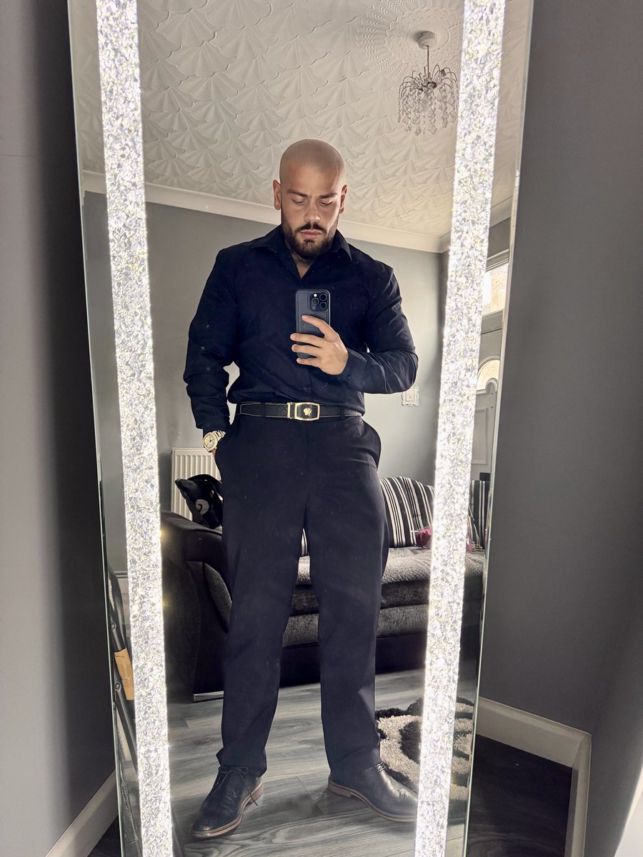 DomSaintshot's tweet photo. Casual sexy full on power mode 🔥🔥🔥 https://t.co/lkQMeZp66Y