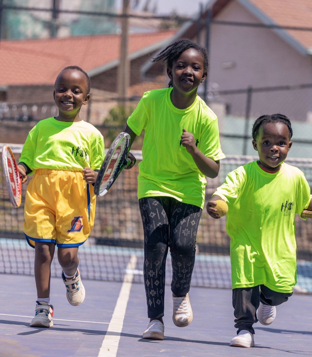 TRCF078's tweet photo. Small rackets. Big dreams. Bright future. The future of Rwanda tennis is bright. 💚🎾🇷🇼 #TennisForChange #CatchThemYoung https://t.co/MEpUMB1gKT