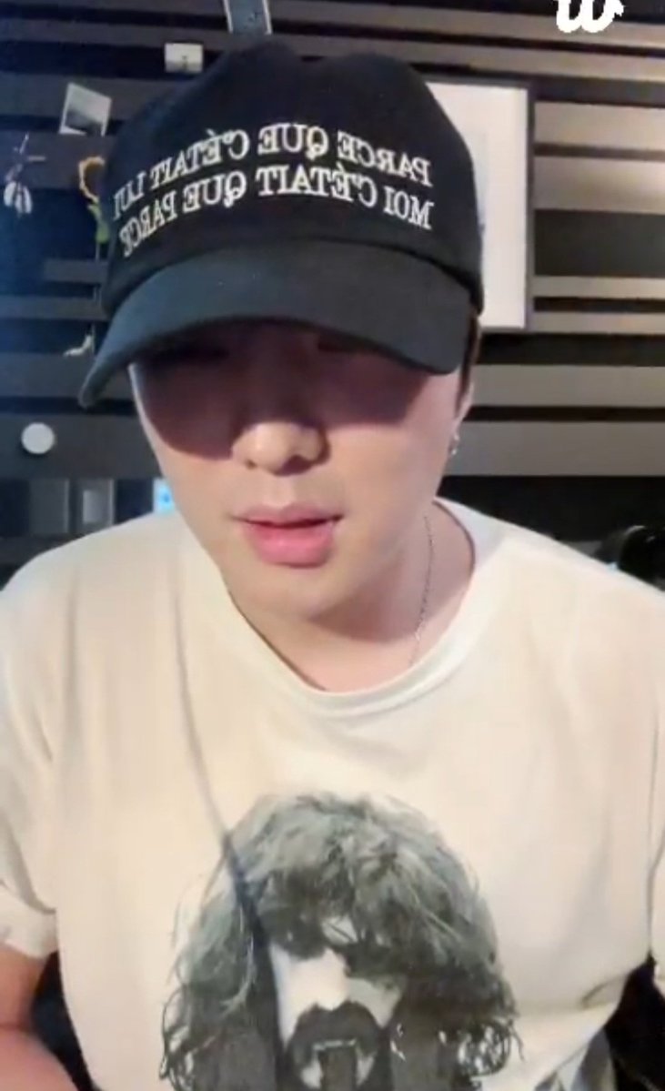 youth_yours4's tweet photo. 아니 ㅁㅊ 강승윤: 컴백은 언제 할지 확실하게 말씀은 못드린다 하지만 분명히 말할 수 있는 건 "위너는 여러분을 떠나지 않습니다"
하... https://t.co/X5EqBqVnOl