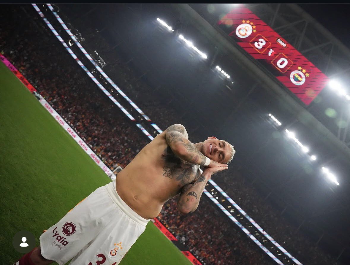 ziyaadinn's tweet photo. @334FENER Yüzünüz de bakıyorum keçe gibi 😂😂
Hala nasıl konuşabiliyorsunuz https://t.co/iCuLdqik9l