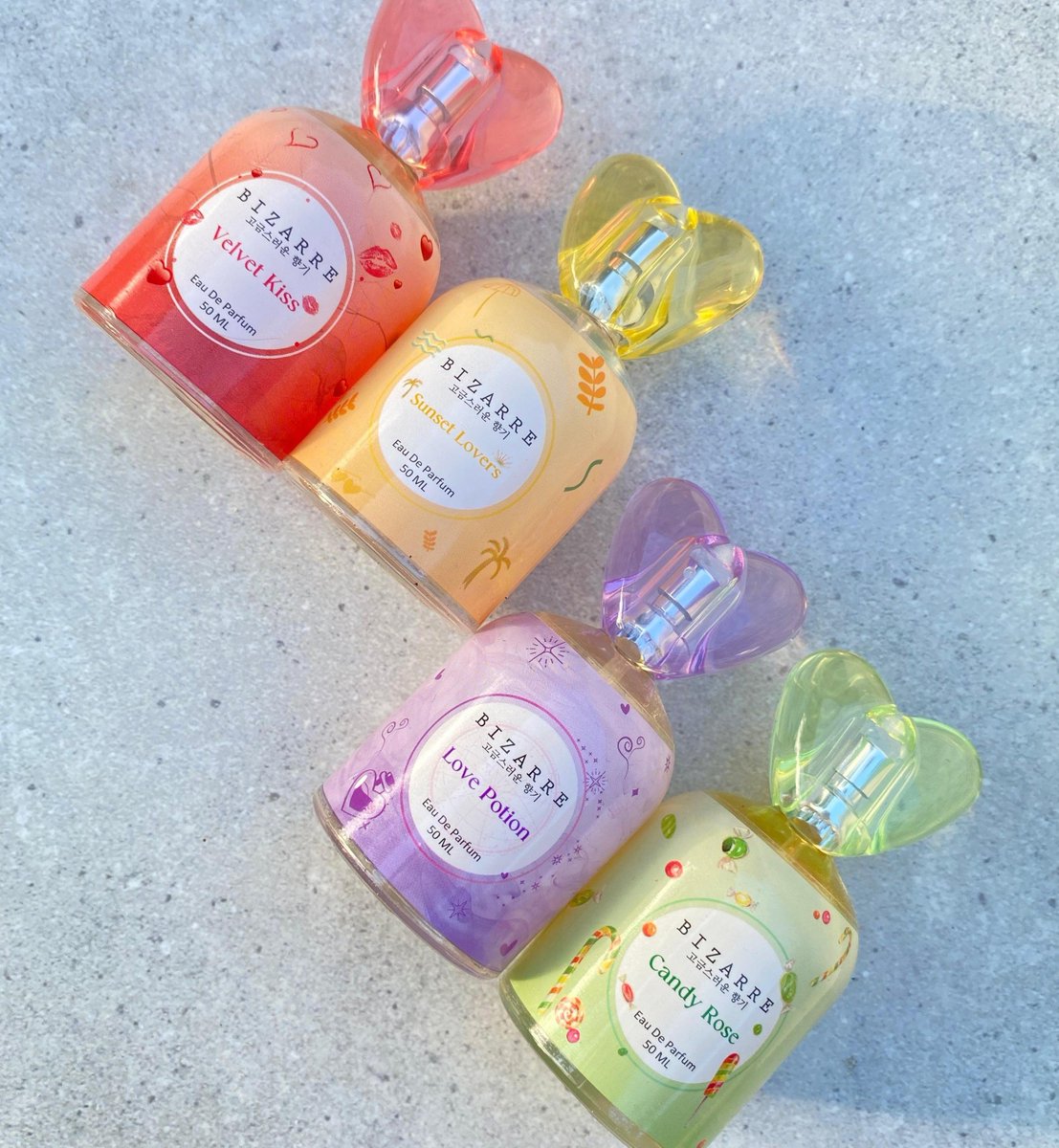 kiaaaaca's tweet photo. guyss ini nipu ga sii, masa parfum segemess dan sewangi ini cuma 30ribuan....takut banget ternyata mereka salah ngasi harga😭😭 https://t.co/brX7QVmyNE