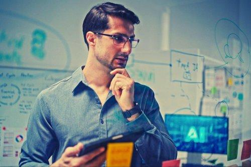 MattFerro7's tweet photo. As AI accelerates the pace of change across industries, the leaders who win will be those who move decisively on directional clarity, rather than waiting for certainty that rarely arrives in time. https://t.co/3QwytNmTaU https://t.co/QPao9uUXaF