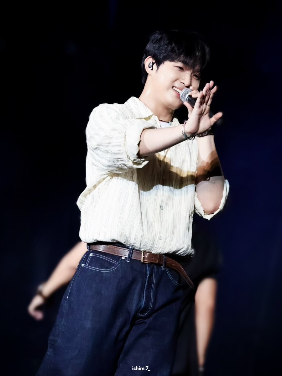 ichim_7's tweet photo. 260704 비어락 페스티벌 #임현식 

😆 https://t.co/WBQQIhAlLb