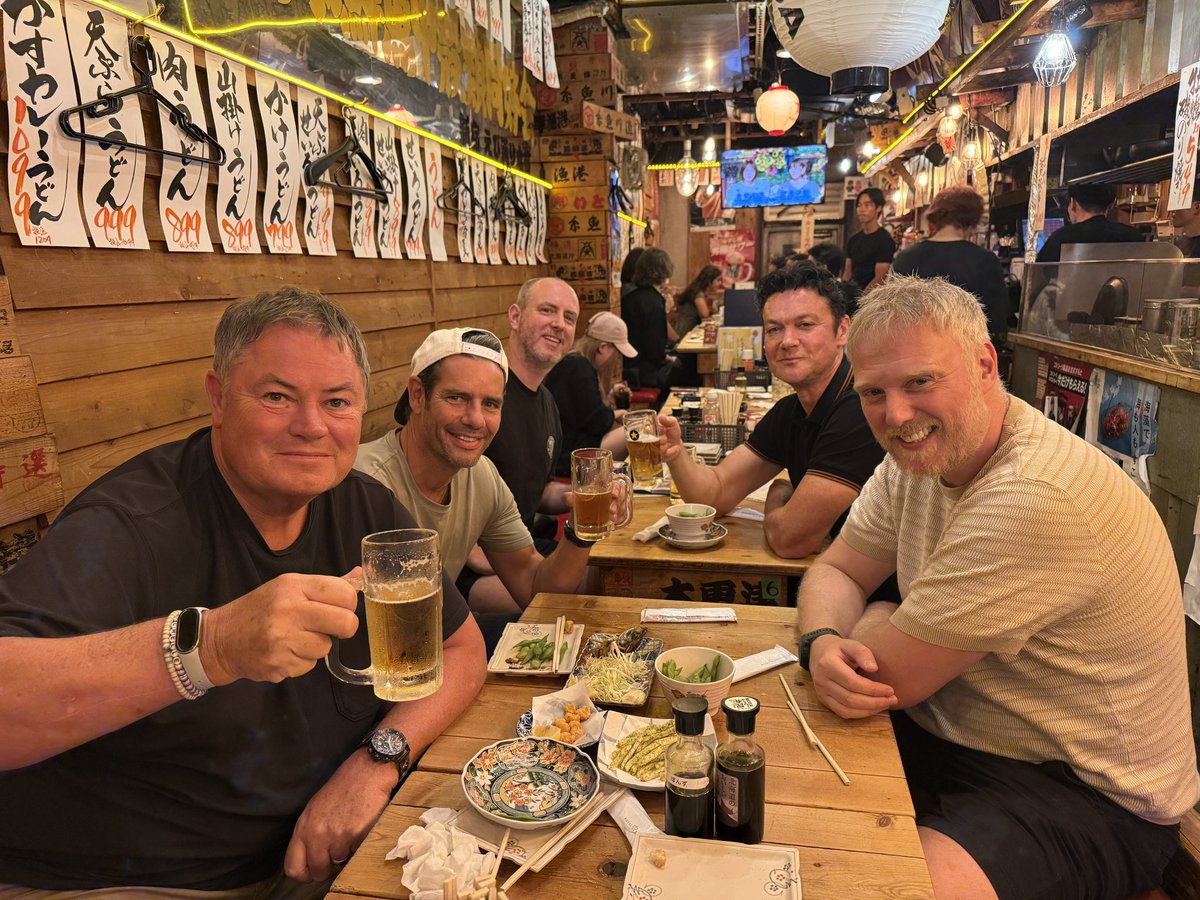 mikebrewer's tweet photo. Team..! #wheelerdealersworldtour Japan 🇯🇵 🚗👍 https://t.co/5Io9CgiWdq