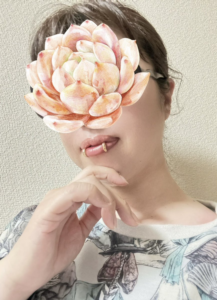 icecatsmile's tweet photo. 牙生えた https://t.co/WzNCyN6Bh8