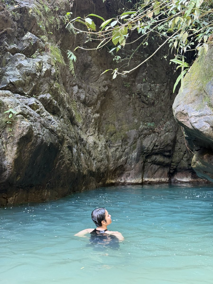 sweetforestair's tweet photo. teduh yang biru, tenang yang merayu. https://t.co/mxGrqByozw