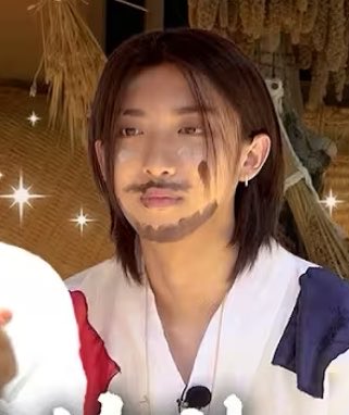 seblakipop's tweet photo. cosplay pattimura cil? https://t.co/G7VL7yfCho