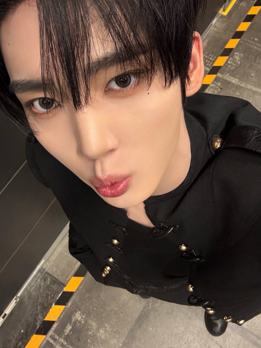 hyjtexts's tweet photo. 260707 🐰📸 20:17 jst https://t.co/x2QkSTmh78