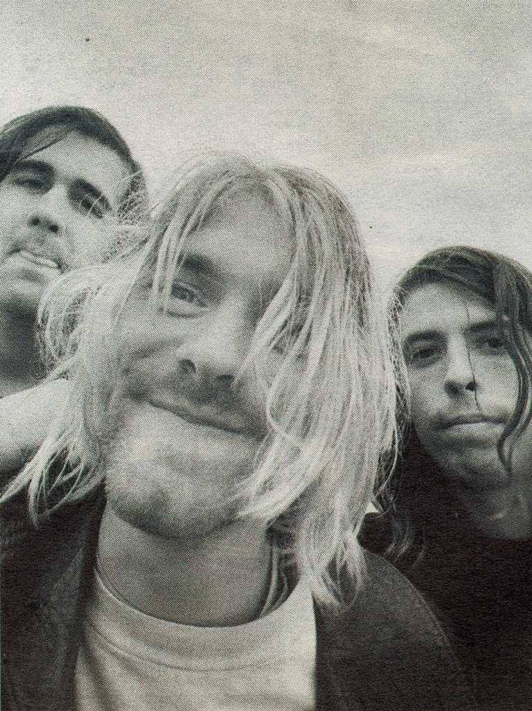 hourly kurt cobain tweet media