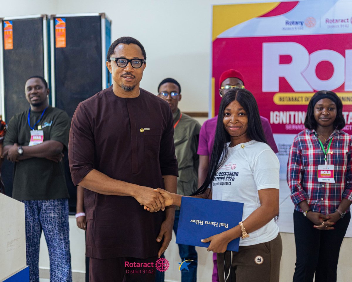 Rotaract_D9142's tweet photo. Service finds its own light, but, today it shines on you. ๐ต๏ธ
Your hands have given, your heart has led, and your impact now wears its crown.
Congratulations on your Honour as a Paul Harris Fellow!
Rtr. Igwe Chidiebube Glory, PHF.๐
#PaulHarrisFellow #RotaractD9142 https://t.co/mPsJ7j2KP6