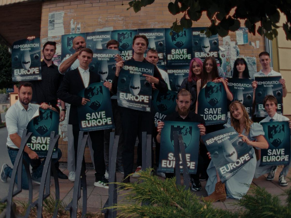 SaveEuropeAct's tweet photo. Amazing work from activists in Slovakia! 🇸🇰

They distributed Save Europe Act posters and flyers near Zipser Burg, helping bring our campaign to even more people. 

Every conversation, every flyer, and every poster makes a difference and is bringing remigration one step closer to Brussels. 

Thank you to @LiviaPavlikova , @MRepublikani  and everyone who is taking action and helping spread the message!