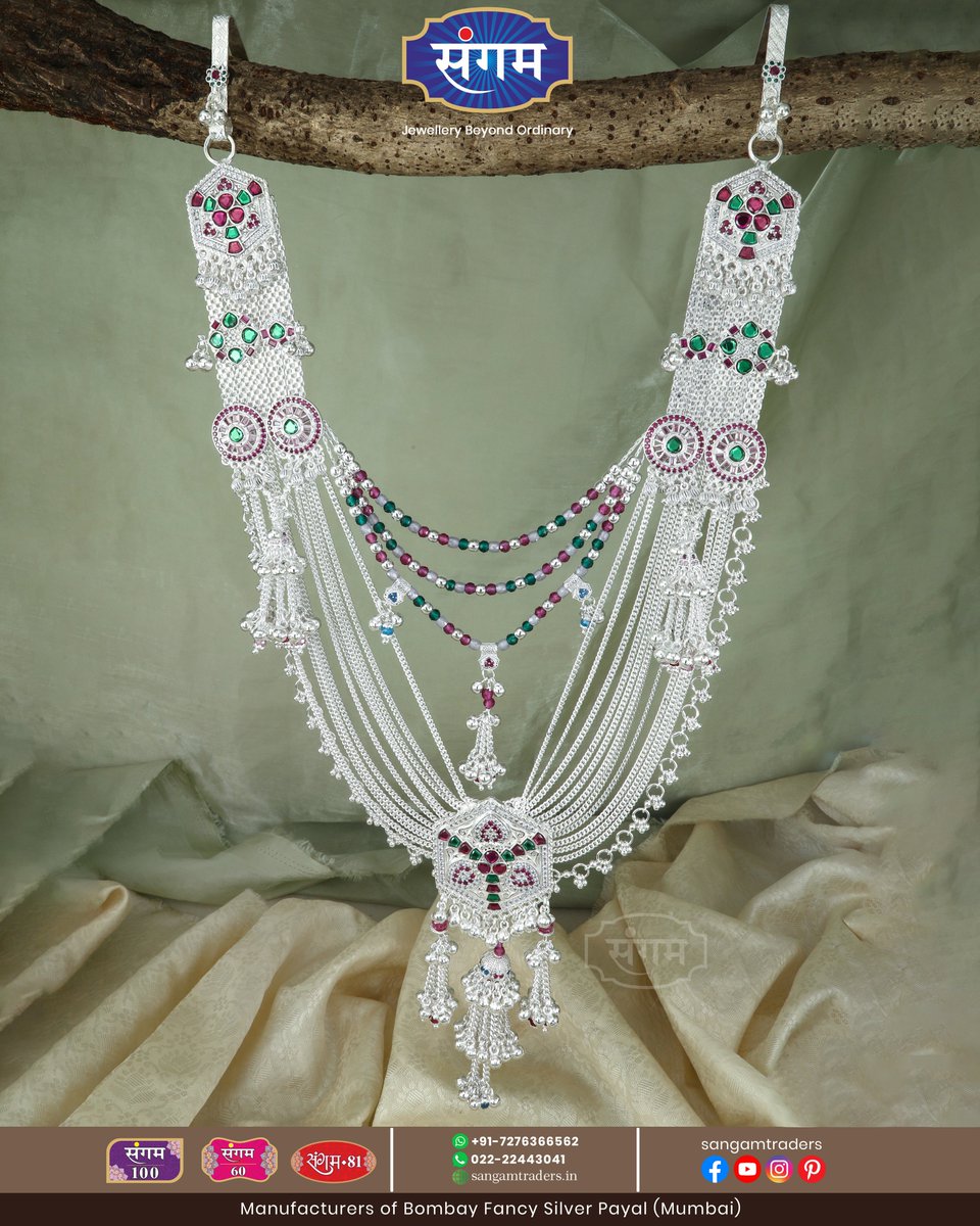 sangamtraders's tweet photo. Royal silver juda with elegant chains and vibrant stone detailing 😍

Crafted with fine silver finishing, this designer juda features detailed stone setting, elegant chain layering, and statement hanging work that gives it a grand festive appeal. 

#SilverJuda  #weddingjewellery https://t.co/AuhkzZDOzA
