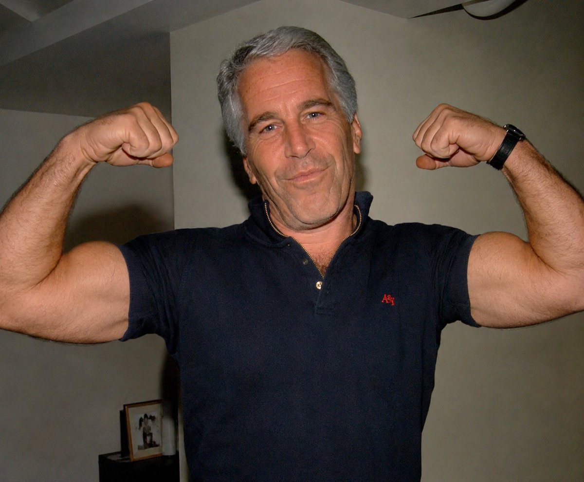 MAGAGoonGod's tweet photo. He built it all through his penis. What a bisexual master. #Epstein https://t.co/7btQCmXR4p