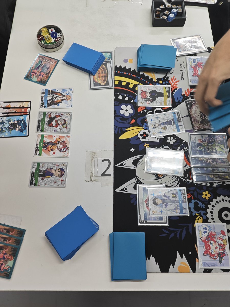 クロススターズ 本日開催 「ショップバトル」 優勝者は「宴オルコン