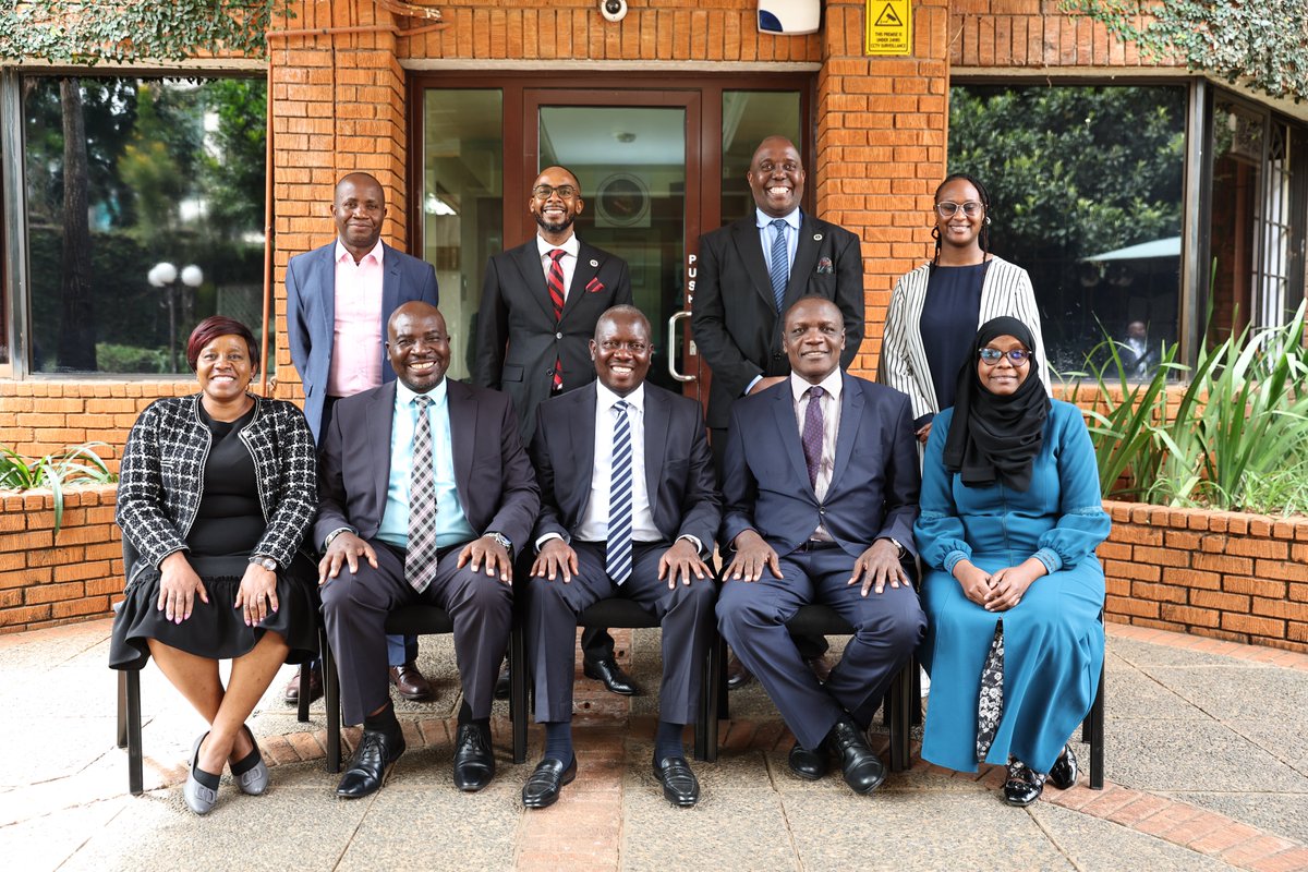 ODPP_KE's tweet photo. DPP Ingonga Hosts Amnesty International Kenya Leadership, Reaffirms Commitment to Human Rights and Justice

The Director of Public Prosecutions Renson Ingonga, CBS, OGW has reaffirmed his commitment to strengthening partnerships that promote justice, human rights, and the rule of law following a courtesy meeting with a delegation from Amnesty International Kenya, led by the Executive Director George Morara.

The meeting provided an opportunity to formally introduce Morara in his new role and to explore areas of mutual cooperation between the Office of the Director of Public Prosecutions and Amnesty International Kenya in advancing access to justice, accountability, and the protection of human rights.
#HakiNaUsawa