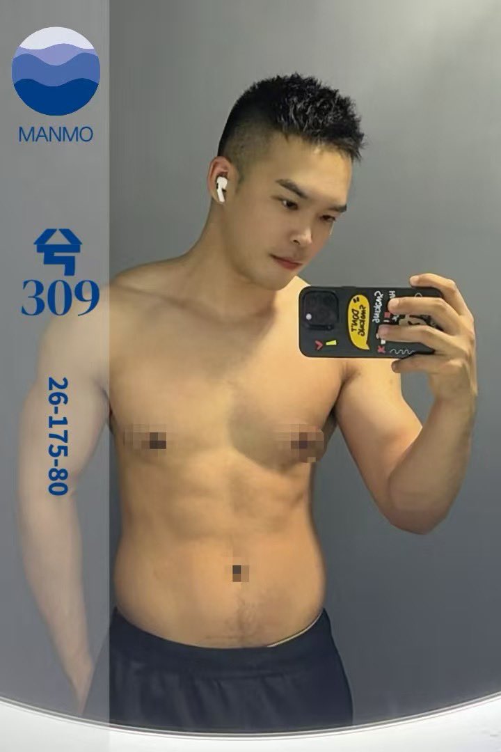 chengdumanmoSPA's tweet photo. 定位：成都市，微信：MANMOSPA ChengDu，助浴 精油按摩 胸推體推 前列腺按摩 根部護理 #成都 #同志按摩 #同志spa #成都spa #成都按摩 #肌肉男 #小鮮肉 #體育生 #上門 #抓龍筋 #前列腺按摩 #男模 #同志 #打飛機 #泰式按摩 #massage #同性戀 #按摩 #spa #gay #直男，不照骗，加vx备注：推特 https://t.co/88TmnEYf7k