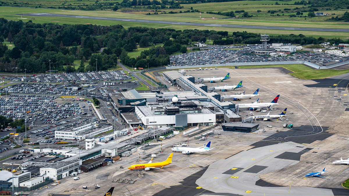 theclareherald's tweet photo. Shannon Airport tops 1.17m passengers in strong 6-months
https://t.co/evonjzpxDR
#flyshannon https://t.co/BRyExUTnpN