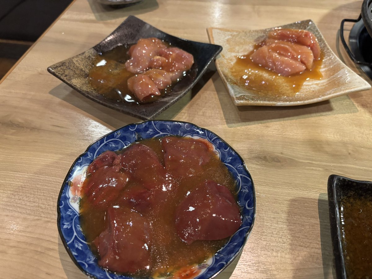 iwapyon1207's tweet photo. 愛知県では鶏の焼肉のお店があった。
たまたま、私が愛知県で2店目だっただけだが… https://t.co/ZsjeLxIHUq