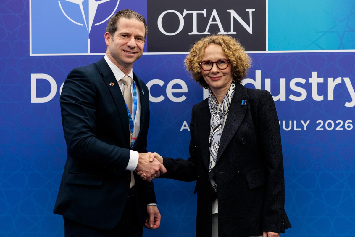 DepSecGenNATO's tweet photo. Happy to welcome 🇳🇿 DM @ChrisPenknz to the #NATOSummit
Appreciate New Zealand’s unique perspectives on regional and global security, and value our partnership. We also discussed our ongoing support for 🇺🇦. Looking forward to deepening our cooperation in key areas https://t.co/nJy9bFrjPI