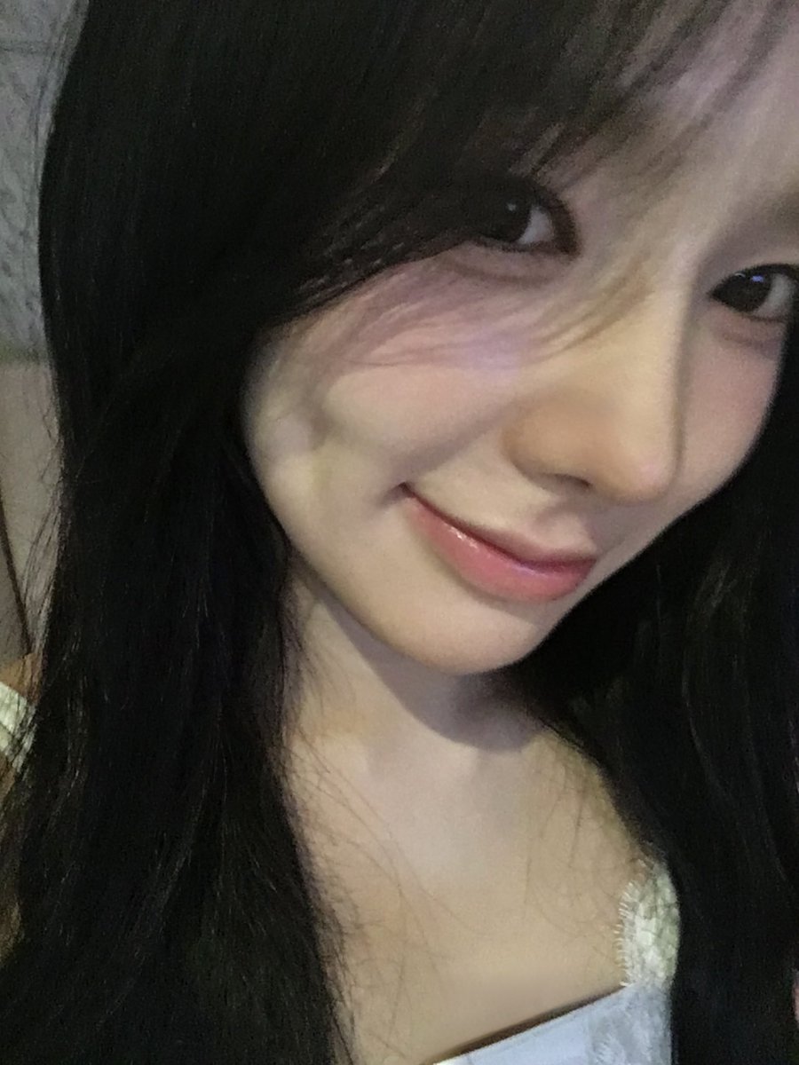 ryucarang's tweet photo. ⓘ 𓈒 𓈒 𓈒 ❤︎/ 𝗕𝗮𝗯𝗬─★ 𝗆𝗈𝖽𝖾 : 𝖺𝖼𝗍𝗂𝗏𝖺𝗍𝖾𝖽 ✸ https://t.co/B9fUBMXqBX