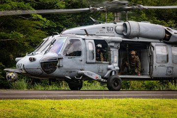 CsisUSAChair's tweet photo. Precision. Speed. Readiness. U.S. Marines with the 3rd Marine Division conduct fast-rope training from an MH-60S Seahawk during Fuji Viper 26.3 in Japan, strengthening rapid insertion capabilities. ๐๐บ๐ธ๐ฏ๐ต #USMC #PACOM https://t.co/H3KPGX9HVn