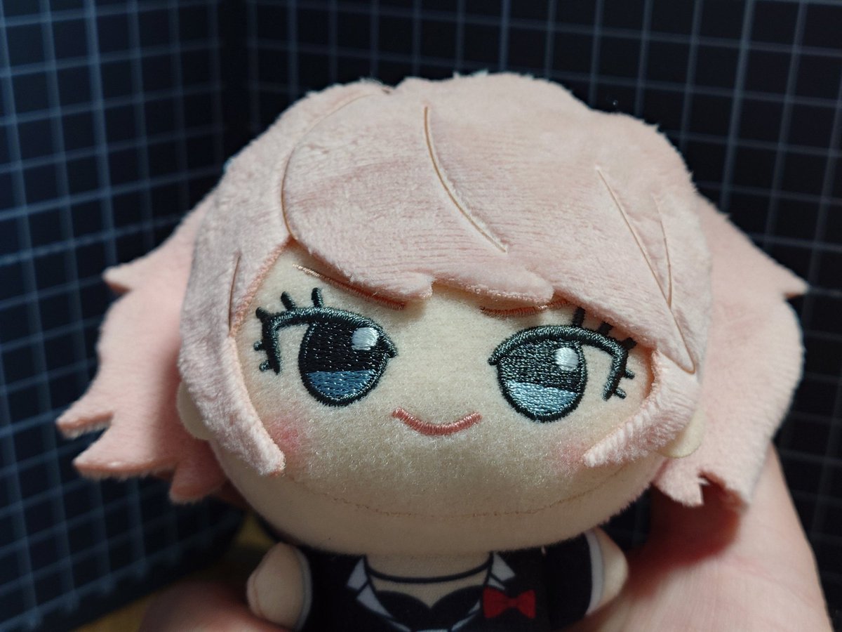 manake_12's tweet photo. この画角なら…
ワンチャン、城ヶ崎美嘉のちびぐるみって言われても分からないかもしれない… https://t.co/VTmxXFYWDi