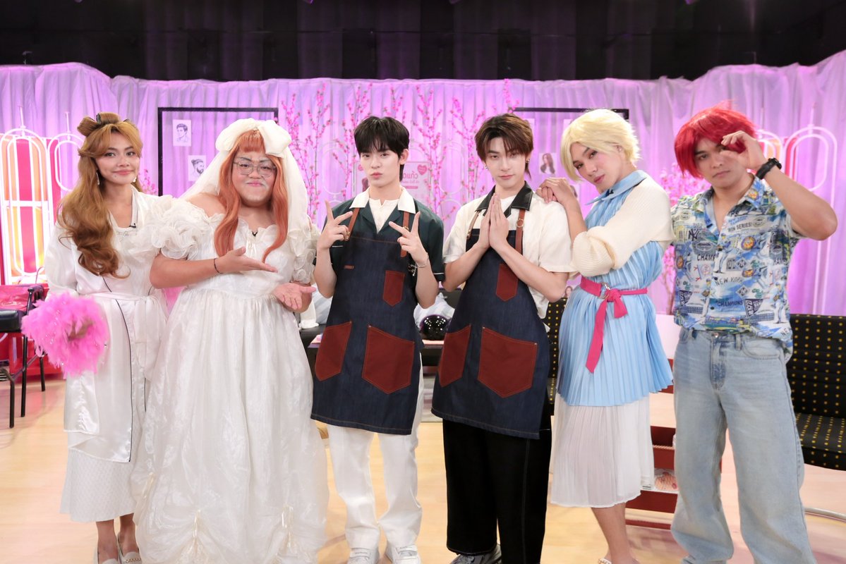 DomundiTV's tweet photo. พรุ่งนี้! เตรียมพบกับ “ตี๋ตี๋” @twnpich และ “ป๋อ” @porsuppakarn ในรายการ 4 โพดำ ✨️

🗓 : วันพุธที่ 8 กรกฎาคมนี้
⏰️ : 18.00 น. | 6 PM (GMT+7)
🎥 Youtube : อโศกมนตรี 

⏰️ : 21.30 น. | 9.30 PM (GMT+7)
📺 : ช่อง One31 

#4โพดําxTeeTeePor  
#domunditv https://t.co/YKgXwu41f6