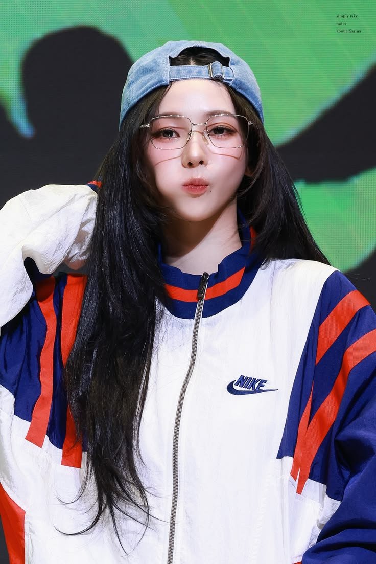 forleaderina's tweet photo. i will be eternally grateful to whoever gave Karina this Nike jacket https://t.co/O15u4sV28l