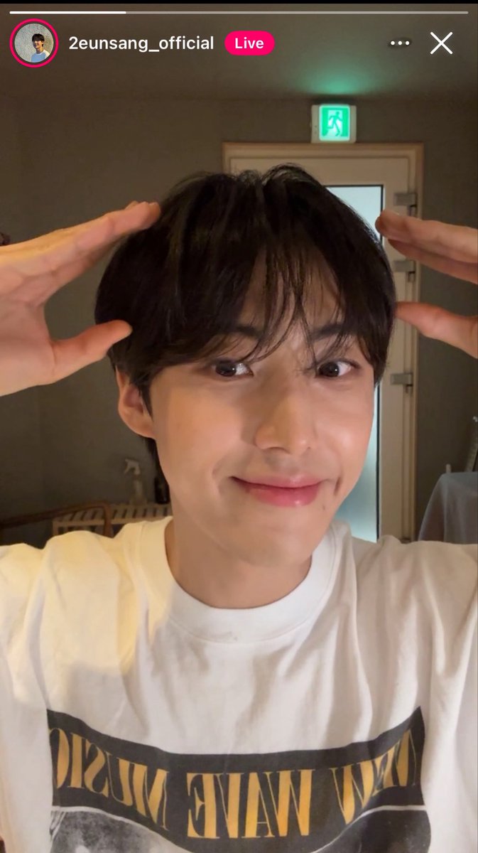 Eunsang_19's tweet photo. น่ารักมาก มาไลฟ์บ่อยๆได้เลยน๊าา

#이은상 #LeeEunSang https://t.co/31ayWwaHnk