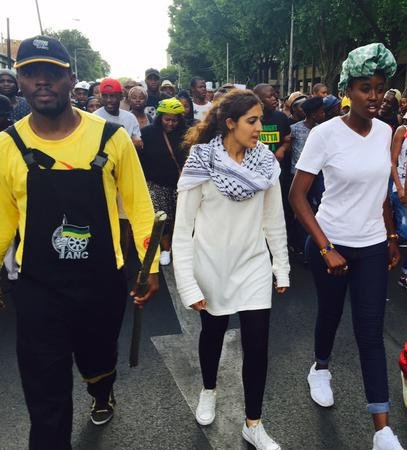 Kane_GM9's tweet photo. So it's over with March and March? And that's excatly how he captured #FeesMustFall leaders ππ https://t.co/8pJCPX327W