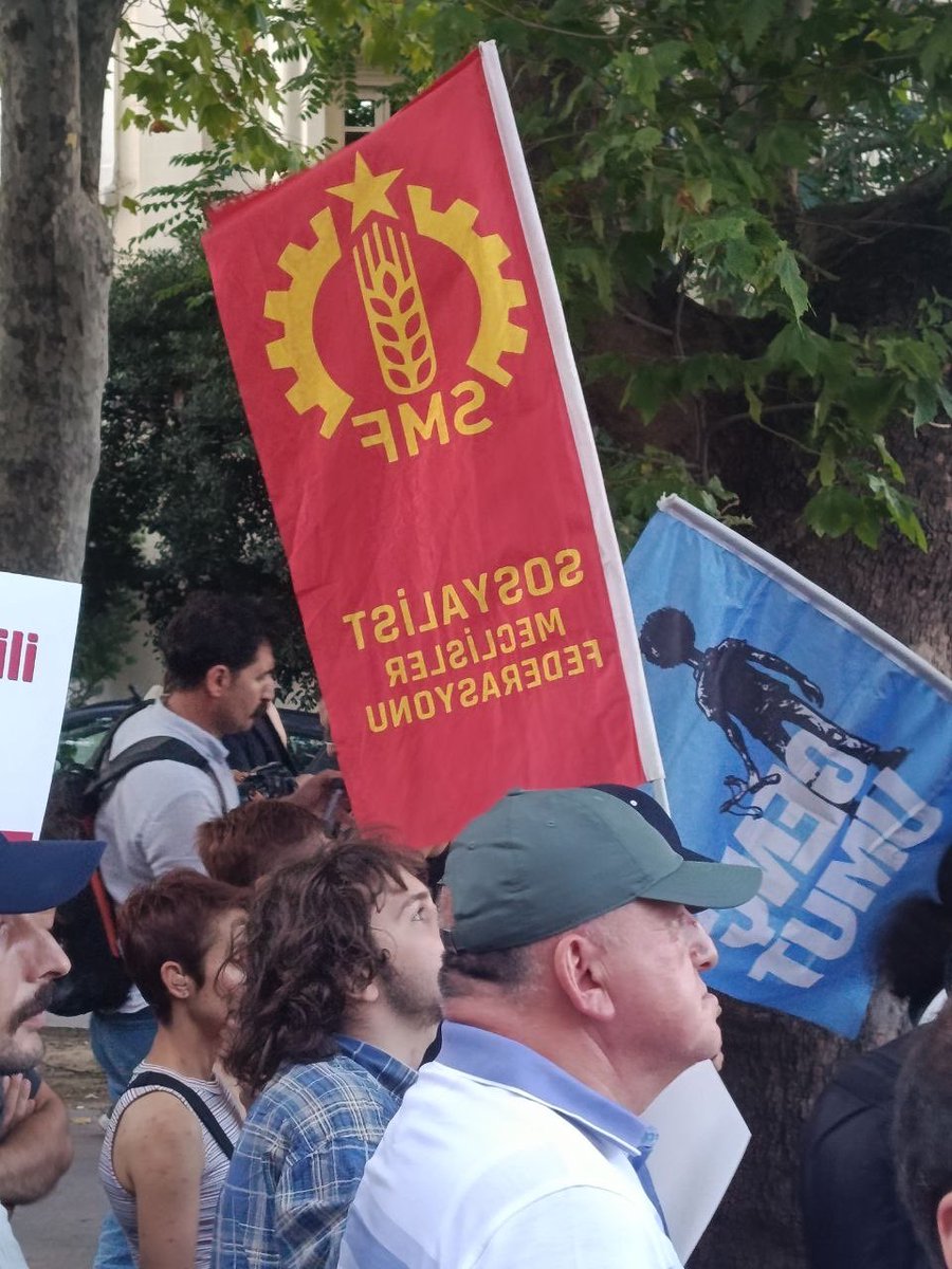 SMFistanbul_'s tweet photo. Emperyalist-kapitalist sistemin askeri aygıtı NATO’ya karşı Taksim AKM önündeydik!

ABD emperyalizmi ve işbirlikçileri; halklara yoksulluk, savaş ve yıkım dayatıyor. NATO, bu saldırıların örgütlü gücüdür.

Emperyalizm yenilecek, direnen halklar kazanacak! https://t.co/M5E9gOtWaR
