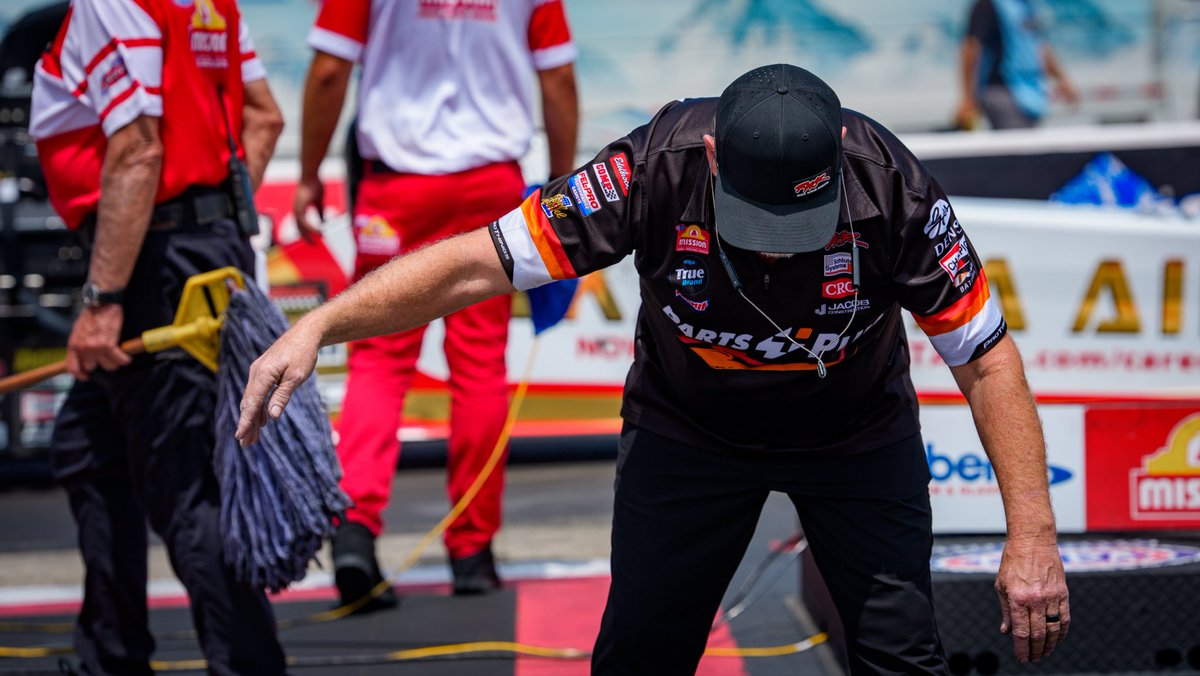 RickWareRacing's tweet photo. π Take a closer look @NHRA
Itβs all in the details for TOP FUEL.
Running TF Dragsters is a feat unto itself & #51 just set track speed record @NorwalkRaceFans
YOU CAN ALWAYS GO FASTER.
Thatβs racing.
#topfueltuesday
Next up: @RaceSonoma July 17-19th https://t.co/dJLZS3edZ4