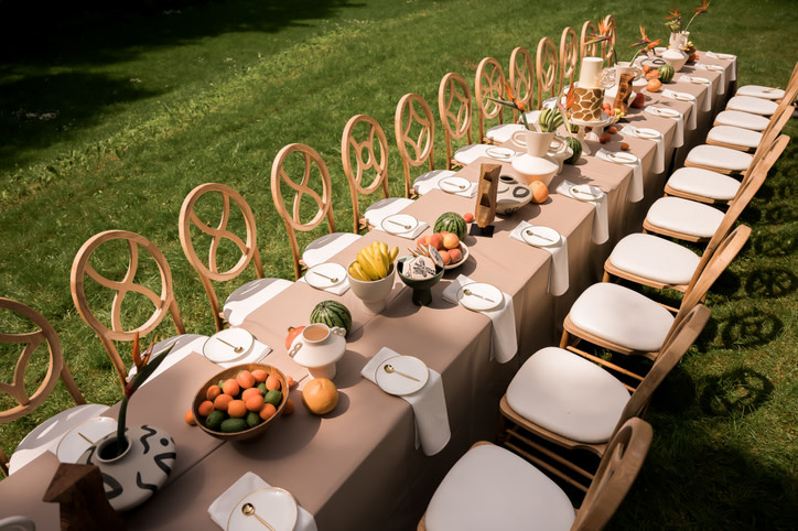 APRental's tweet photo. Whether you frequently host get-togethers or are just starting out, APR offers high-quality rentals without high cost, &amp; we handle the equipment transportation and storage too.

Gone are the days where you have to buy everything to decorate your event. #PartyRentals #EventRentals https://t.co/C10BNoKSlp