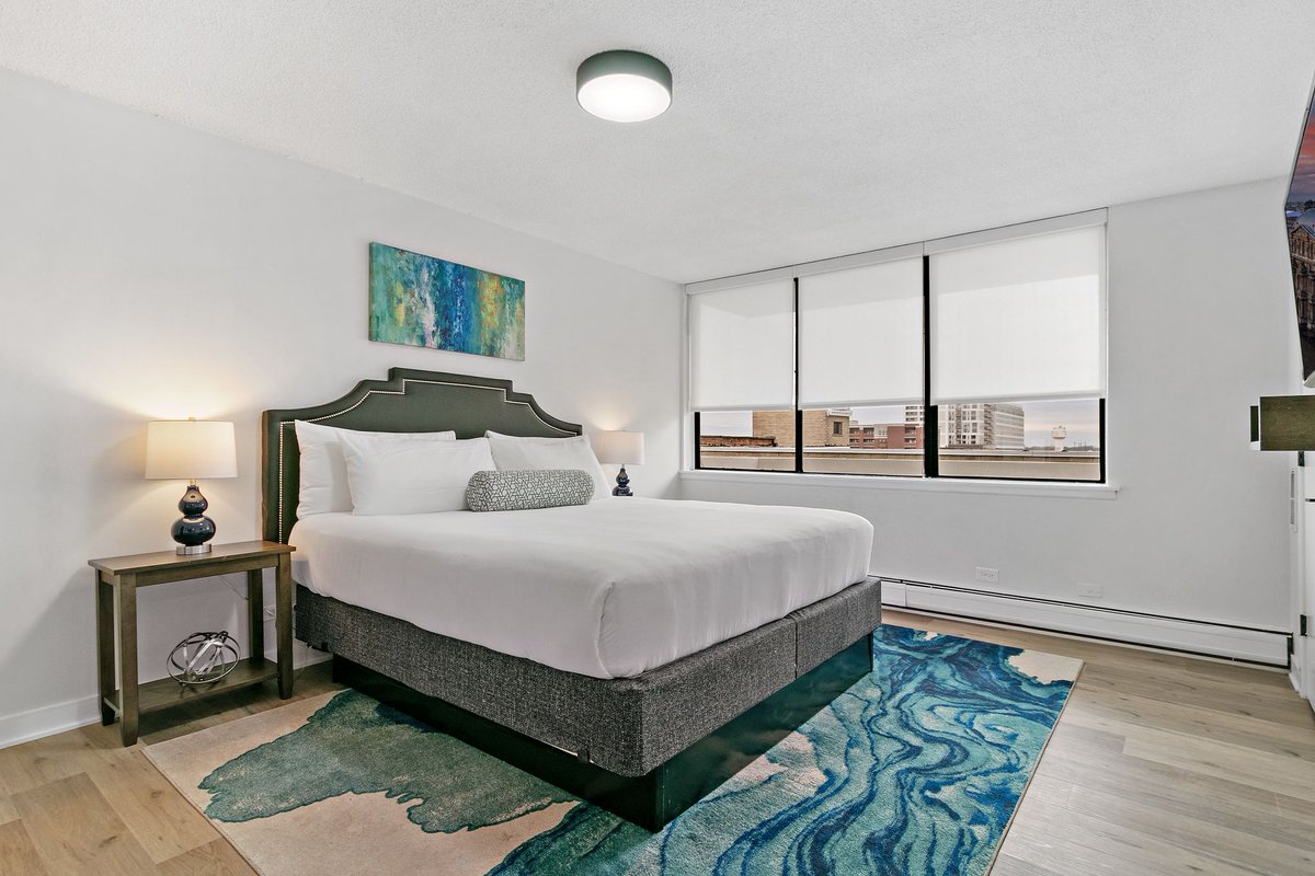 CaganManagement's tweet photo. 📍 930 North Blvd 📍

🔑 Located in Oak Park
🔑 Modern 1 bedroom apartment*
🔑 Stainless steel appliances
🔑 Laundry on-site
🔑 Private balcony
🔑 Pet friendly
🔑 Parking lot

*This unit does not come furnished.

☎️ (847) 707-8046 (call)
✉️ chris@velocitygroupre.com https://t.co/6S1wLK3o6U