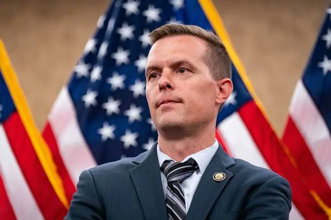 PollTracker2024's tweet photo. NYT: In recent days, Rep. Jared Golden (D-ME) has fielded calls gauging his interest in a run for Senate, according to two people familiar with those conversations who spoke on the condition of anonymity to describe private discussions.

#MaineSenate https://t.co/1TYf7ewy0a