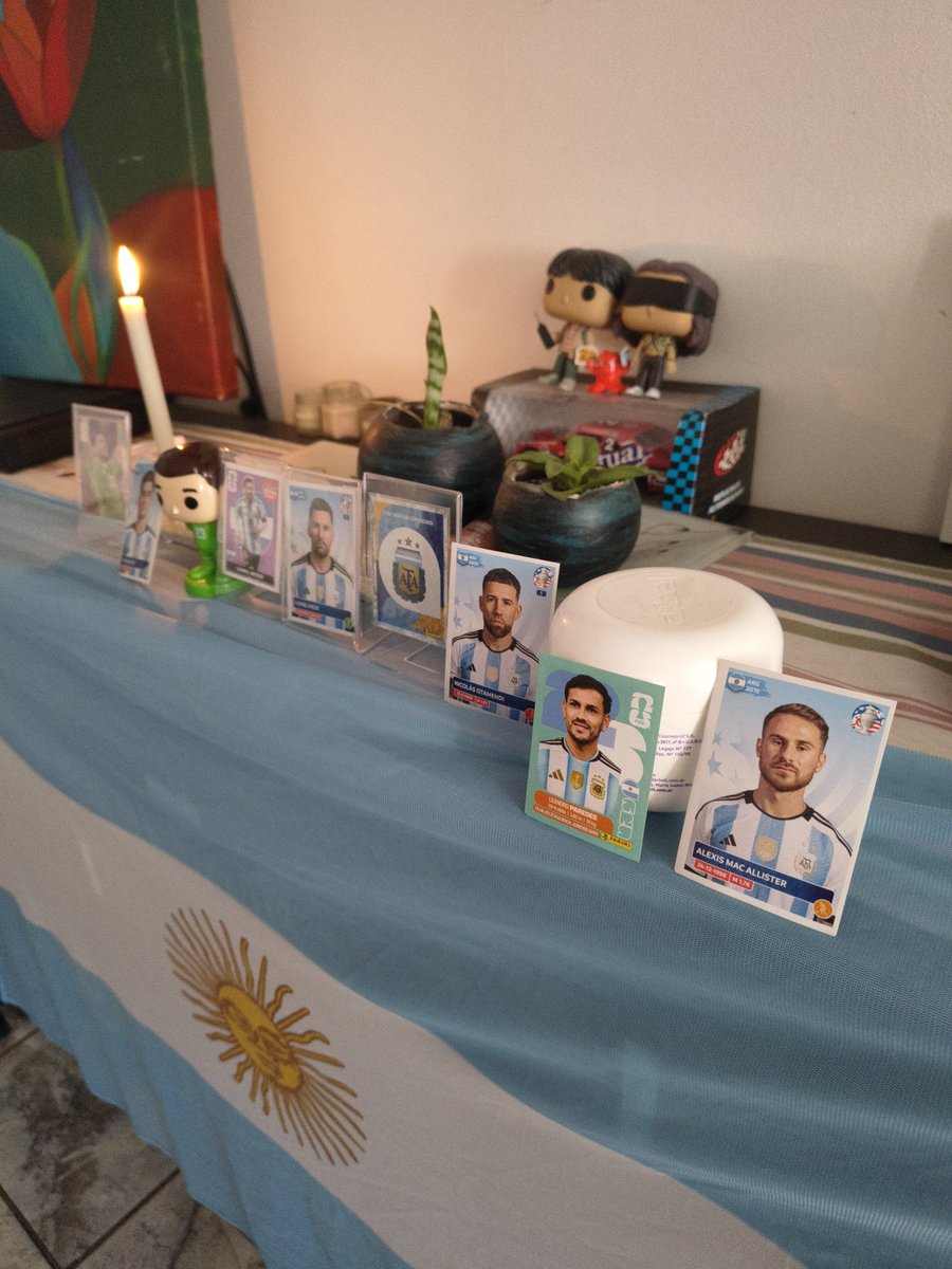 belennnba's tweet photo. bueno arrancamos con la macumba

vamos argentina
ganen o mueran https://t.co/VM7E1BvftI