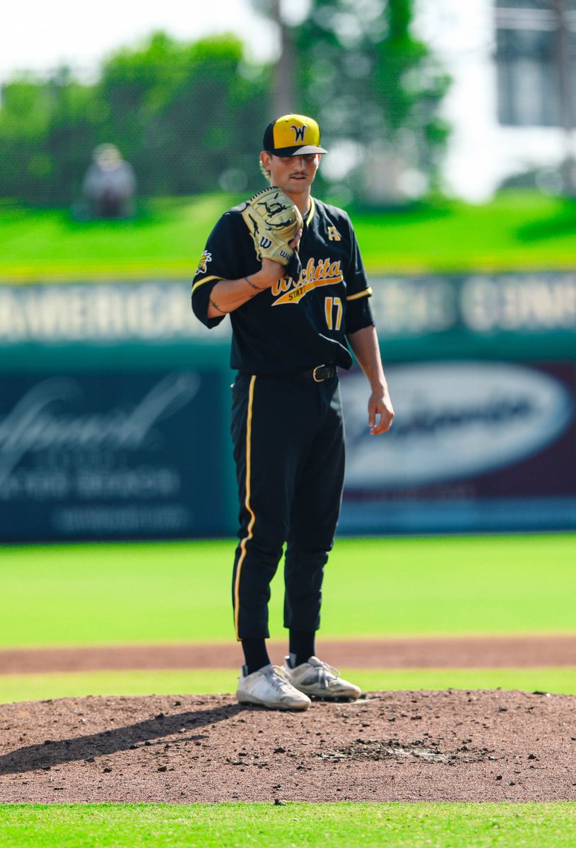 Denning_Gerig's tweet photo. With the MLB Draft coming up this weekend, here's a quick thread on some @GoShockersBSB alums in MiLB
🧵👇 https://t.co/zufxk3bfUa