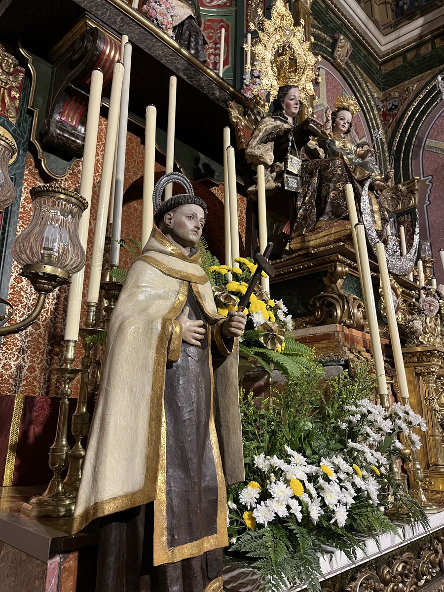 CarmenGranMadre's tweet photo. 🟤 Altar - Novena de la Virgen del Carmen.

Flor del Carmelo,
Viña Florida,
Esplendor del Cielo,
Virgen fecunda y singular. 

Regina Decor Carmeli, ora pro nobis. 

#estaeslagranmadre https://t.co/w5tmz6S73B