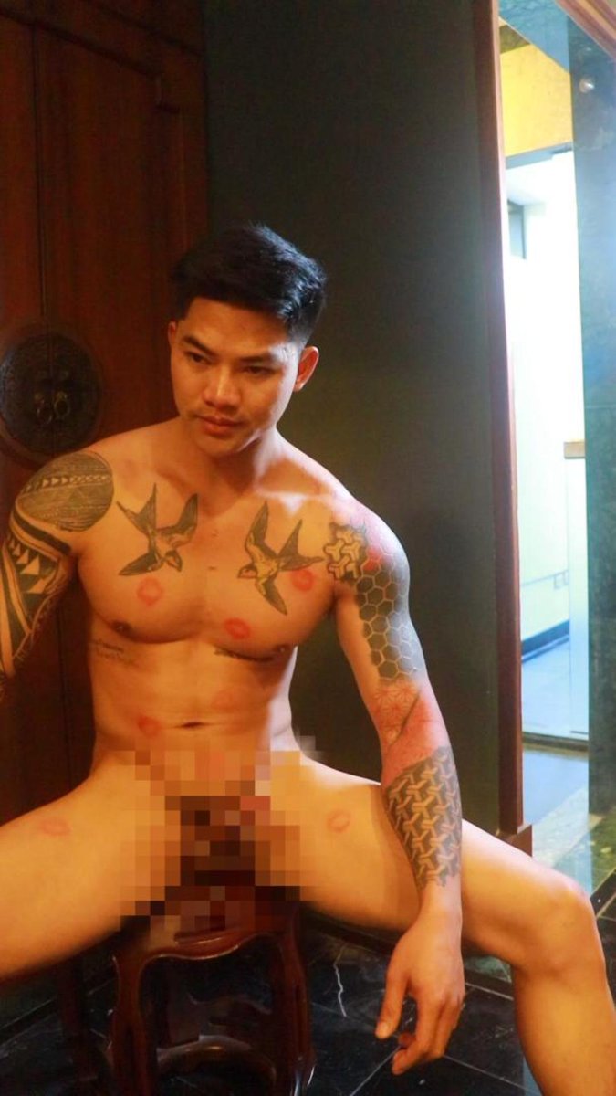 SmashGayCaro's tweet photo. More to discover at DeerandBook.
Set 1 https://t.co/4hcFaxvuP6
Set 2 https://t.co/GGwkARGEKS
#นายแบบ #นู้ด #malemodel #deerandbook #pubu #masculine #ชายหนุ่ม #กล้าม #ซิกแพค #ศิลปะนู้ด #เซ็กซี่ #หนุ่มหล่อ #photobook #นิตยสารออนไลน์ #nude #hunk #nudemale #nudemalemodel #sexymen #ชั้นในชาย #underwear