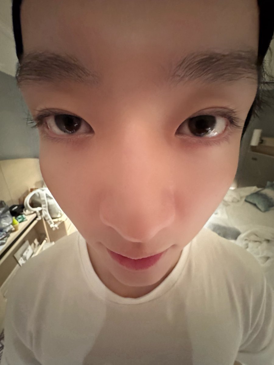 and2blegallery's tweet photo. 260708 han yujin weverse post https://t.co/tvy8vyWI58