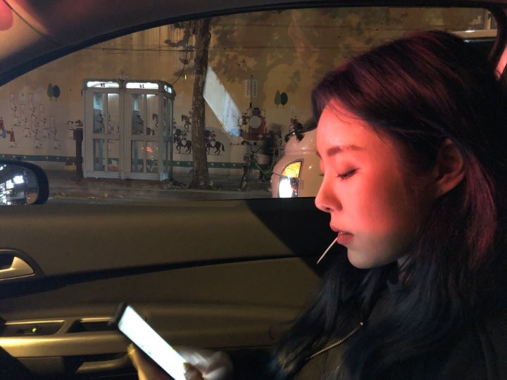 wheein_ggomo's tweet photo. 정휘인 파머 옆태 사랑단 https://t.co/jH7Y9exbWV