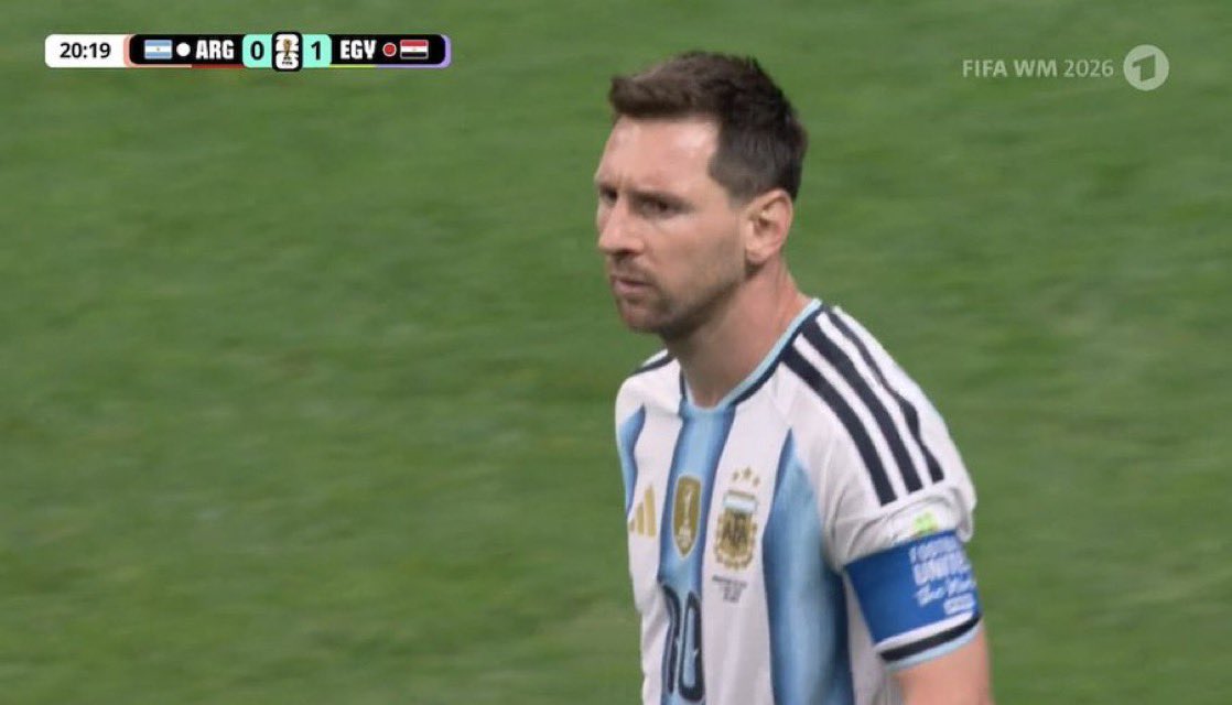 a_derll's tweet photo. Messi has missed the penalty😂😂😂😂😂 https://t.co/lthV7TXSkD
