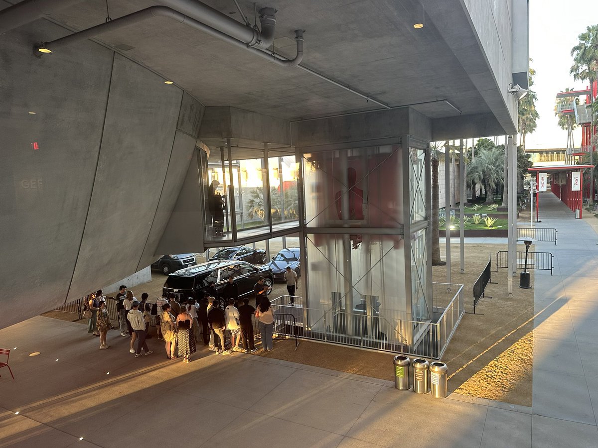SaveYourCinema's tweet photo. The Academy Museum has a secret passageway/elevator so celebrities can enter and exit without public interference and Wes Anderson got stuck in it for 30 minutes. The fire department had to come! https://t.co/ow1XXJtKbD