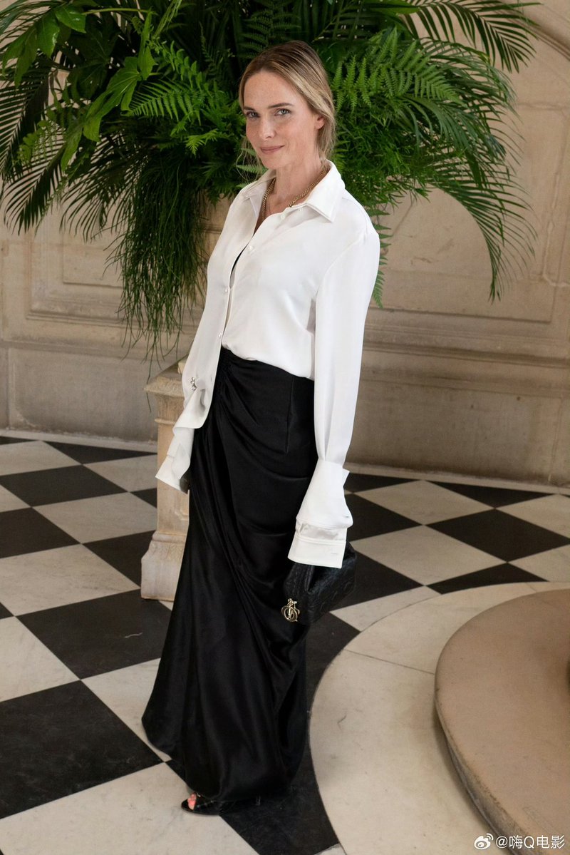 rebecca_fer12's tweet photo. Rebecca Ferguson at the Christian Dior Haute Couture 2026 show at Paris fashion week l July 6, 2026 https://t.co/4yjUM9QUxe