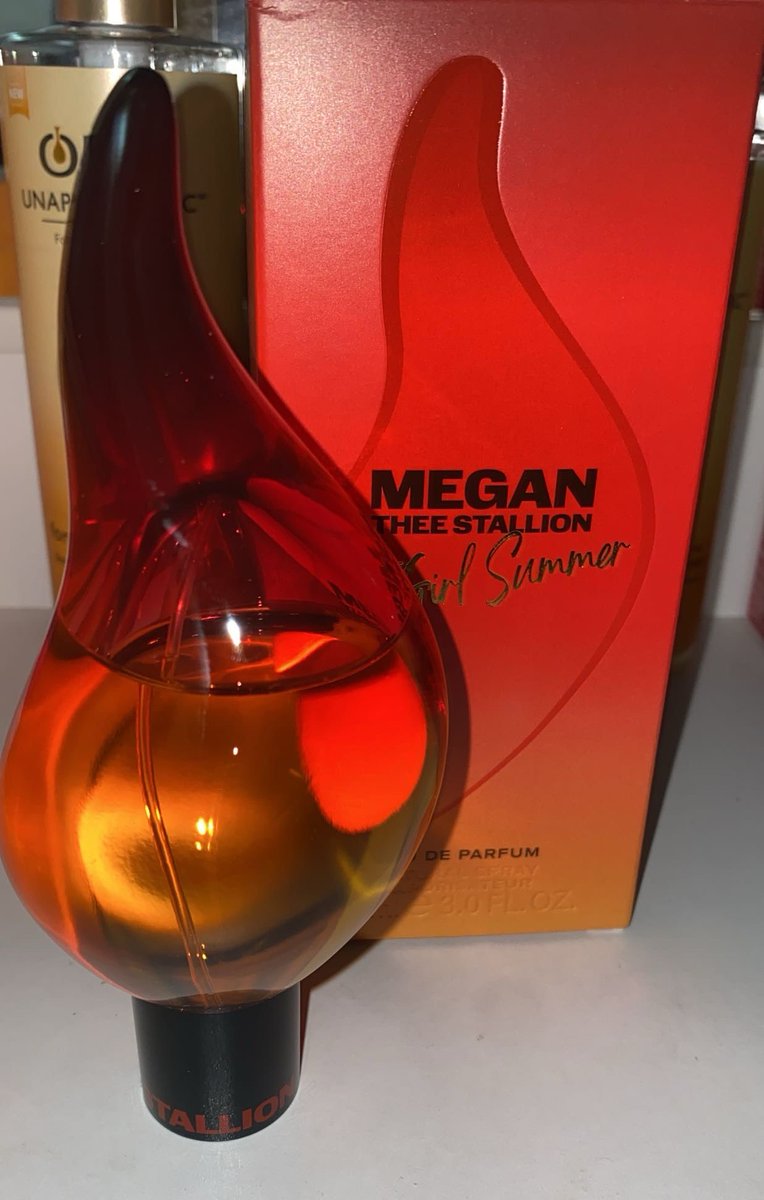 BRocka211's tweet photo. Hot Girl Summer fragrance is here🔥🔥🔥🔥 #megantheestallion https://t.co/UPnm6lCaxE
