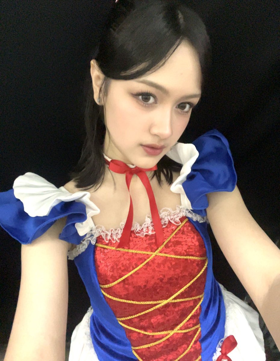 Nachia_JKT48's tweet photo. DAY 2 jogjaaaaa THAAANKK UU SM! ka marsa🤭 https://t.co/SDYDd7vk5X