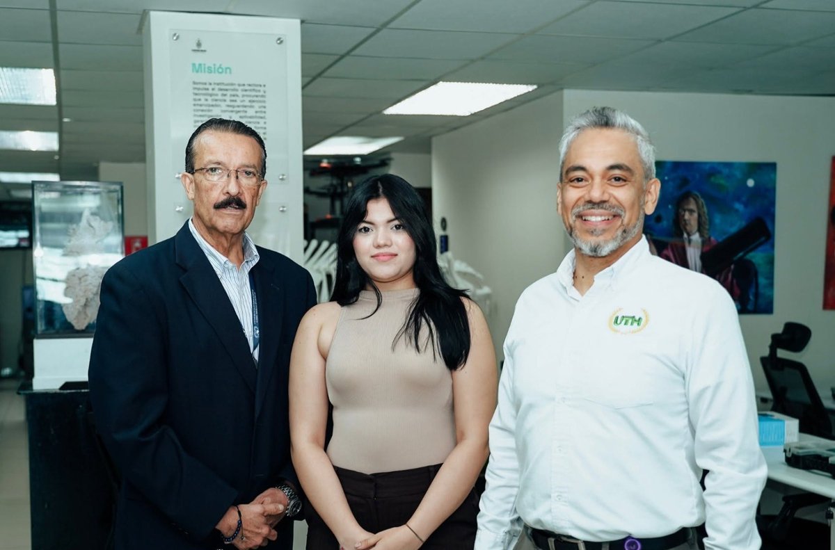 uthavanza's tweet photo. UTH fortalece alianzas para impulsar la investigación, la innovación y el emprendimiento en Honduras.

Nuestro Dir. del Centro de Innovación, Eduardo Posadas, sostuvo una reunión con autoridades de SENACIT/IHCIETI para fortalecer la colaboración y avanzar en proyectos conjuntos. https://t.co/lwaxco5wld
