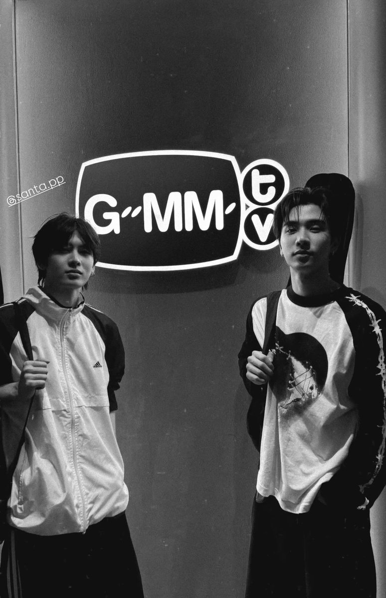 ɪs ᴍʏ sᴜɴғʟᴏᴡᴇʀ.파이 🌻 tweet media